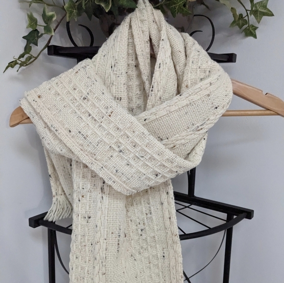 Weave Of The Irish Handcrafted in Ireland Wool Blend Cable Knit Ribbed Scarf - Picture 2 of 10